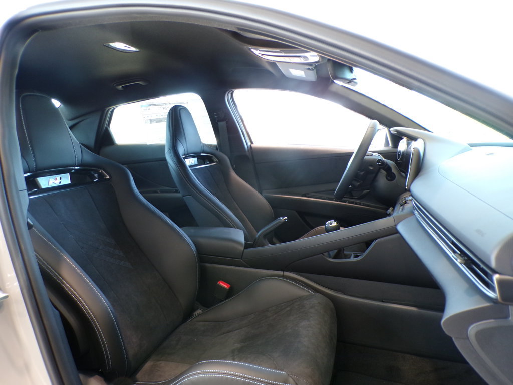 New 2026 Hyundai Elantra N FWD image 10