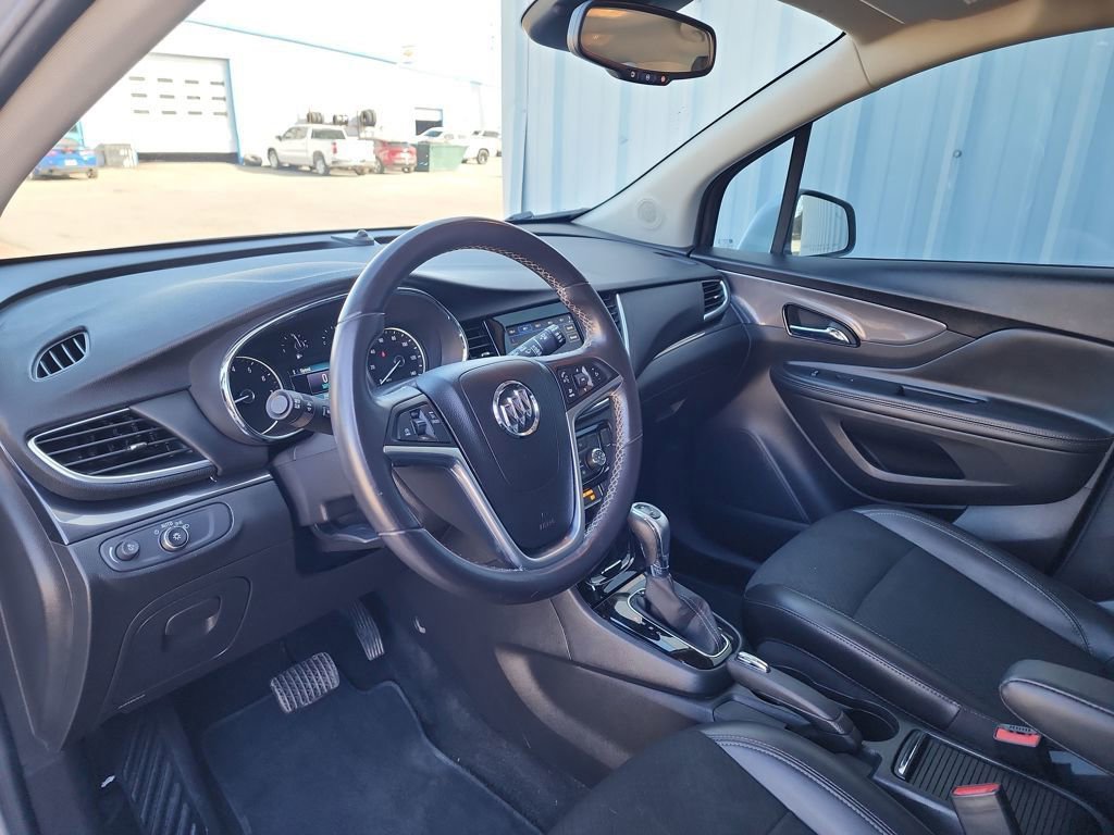 Used 2022 Buick Encore Preferred w/ Safety Package image 14