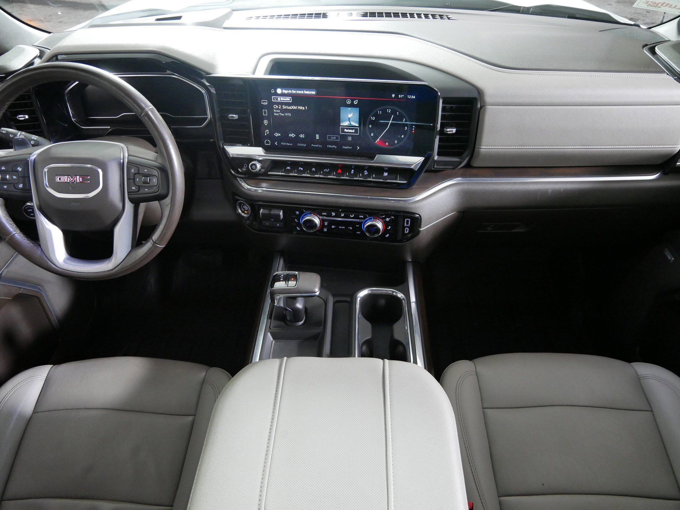 Certified 2023 GMC Sierra 1500 SLT w/ SLT Premium Plus Package image 10