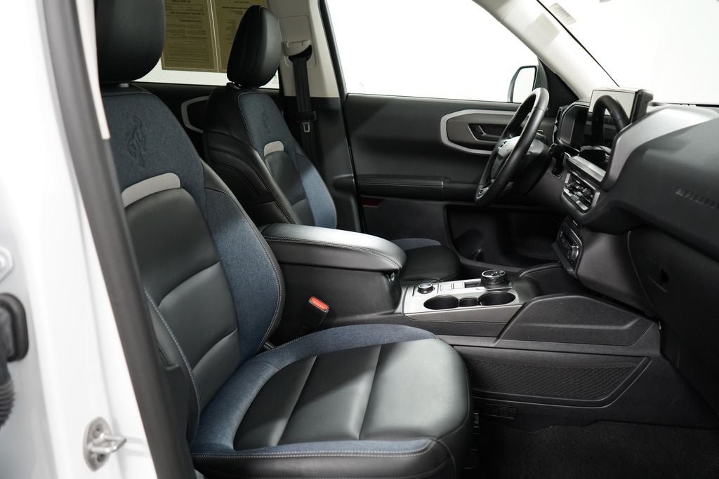 Certified 2025 Ford Bronco Sport Outer Banks w/ Outer Banks Tech Package+ AWD/4WD image 23