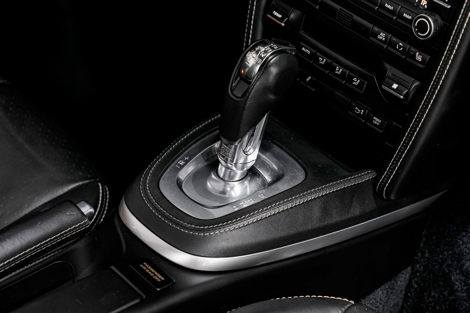 Used 2011 Porsche 911 Turbo S AWD/4WD image 32