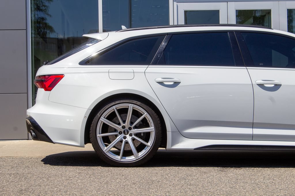 Used 2021 Audi RS 6 AWD/4WD image 6