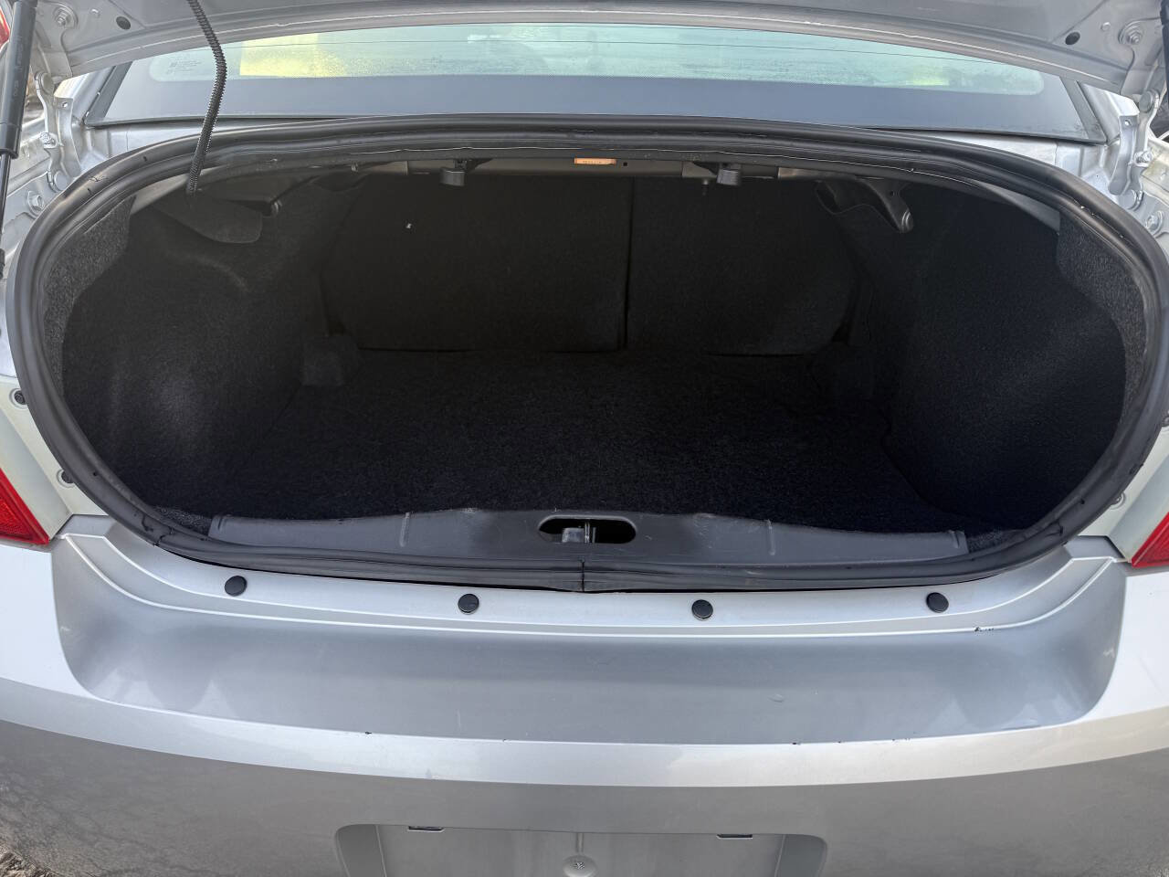 Used 2010 Chevrolet Cobalt LT image 9