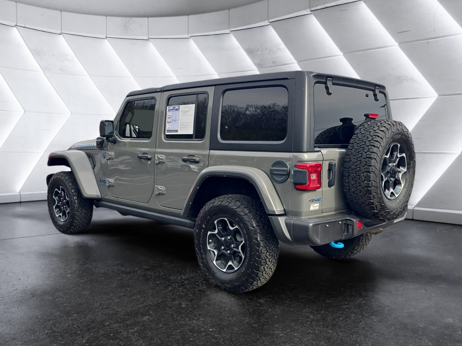 Used 2022 Jeep Wrangler Unlimited Rubicon 4xe w/ Cold Weather Group image 3
