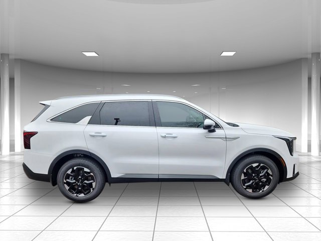 New 2026 Kia Sorento S image 2