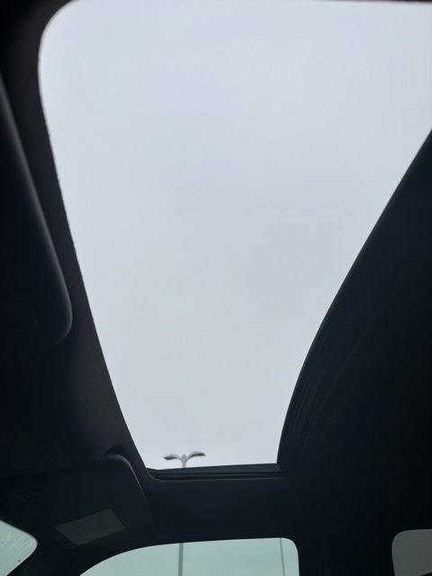 Used 2015 Ford F250 Lariat w/ Lariat Ultimate Package image 25