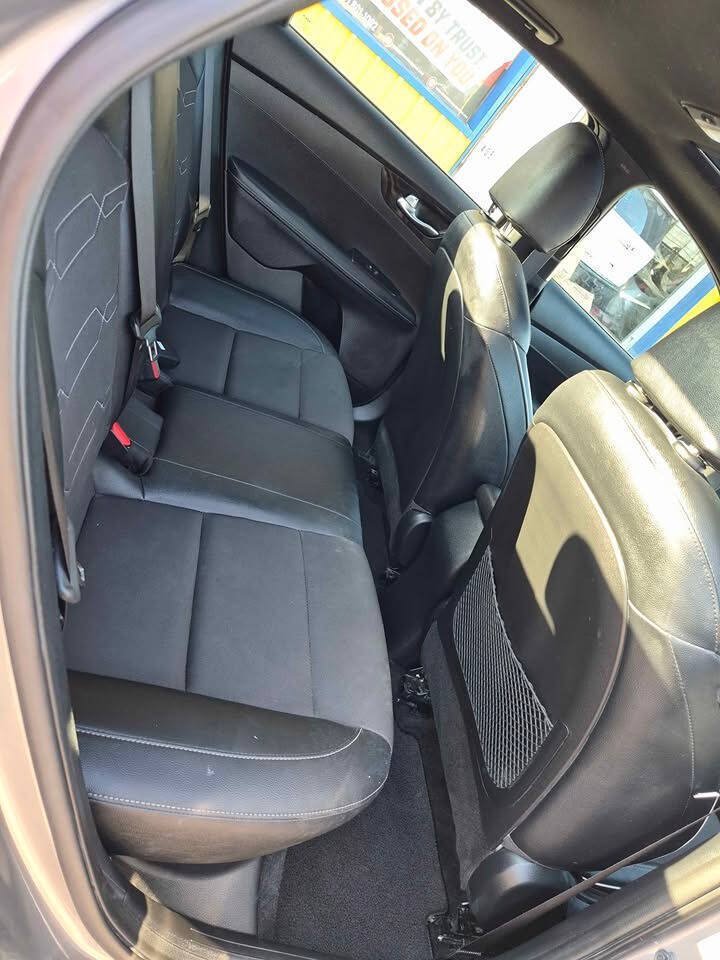 Used 2024 Kia Forte GT-Line w/ GT-Line Premium Package FWD image 18