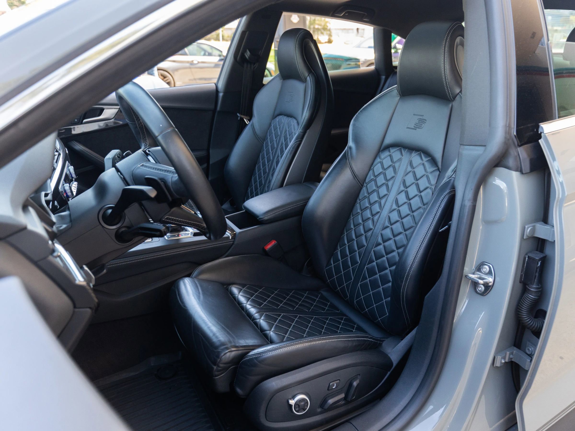 Used 2019 Audi S5 Premium Plus w/ Premium Plus image 14