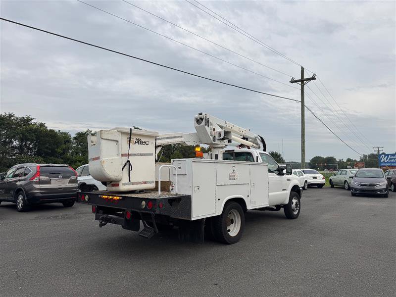 Used 2004 Ford F550 4x4 Regular Cab Super Duty image 8