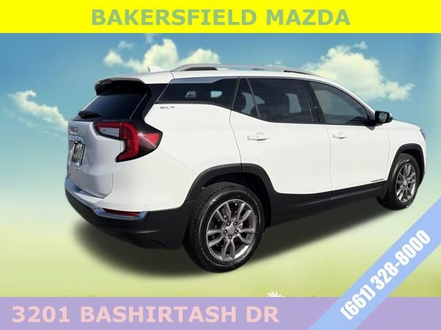 Used 2024 GMC Terrain SLT image 5