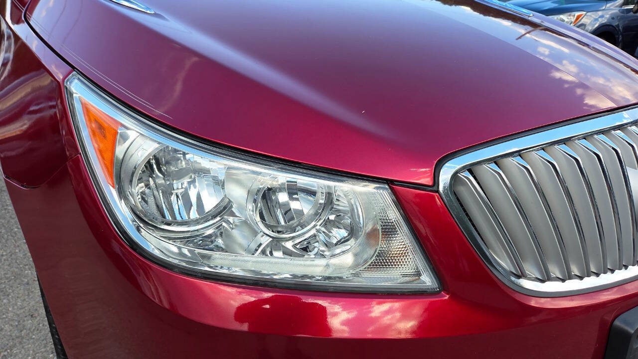 Used 2012 Buick LaCrosse Premium w/ Entertainment Package FWD image 21