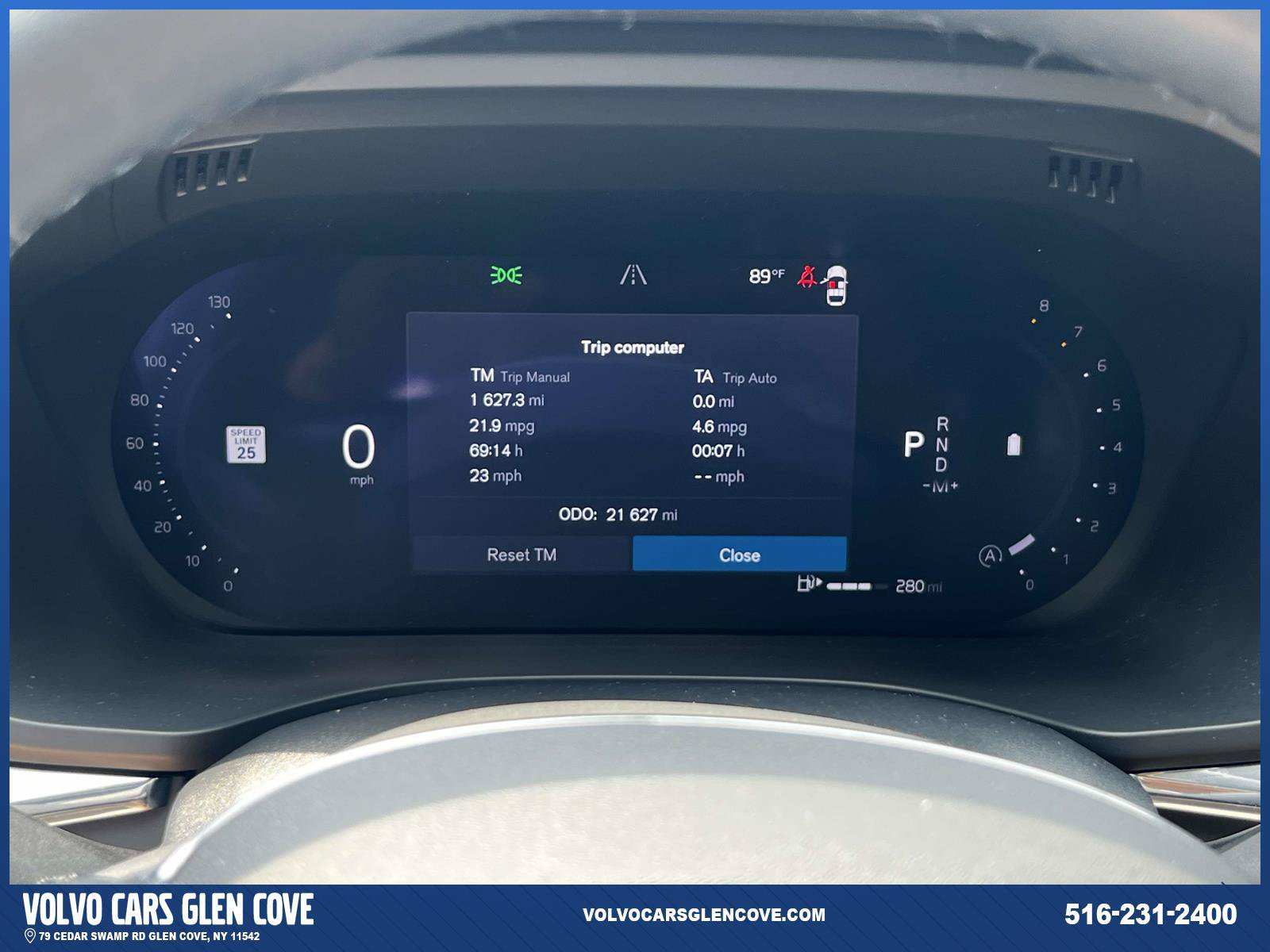 Certified 2025 Volvo XC60 B5 Ultra w/ Protection Package Premier AWD/4WD image 25