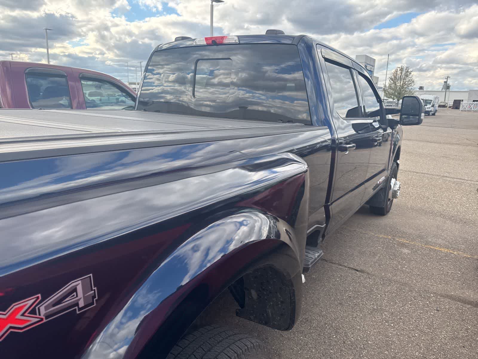 Used 2024 Ford F350 Lariat w/ Lariat Ultimate Package AWD/4WD image 13