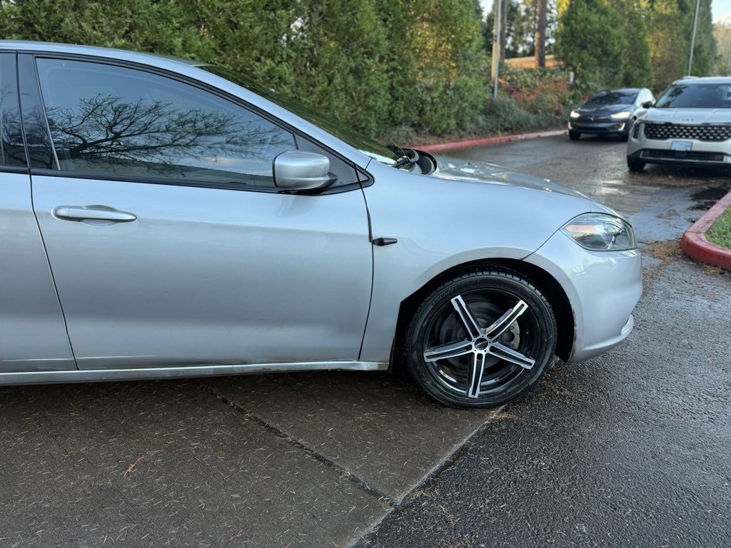 Used 2015 Dodge Dart SXT image 12