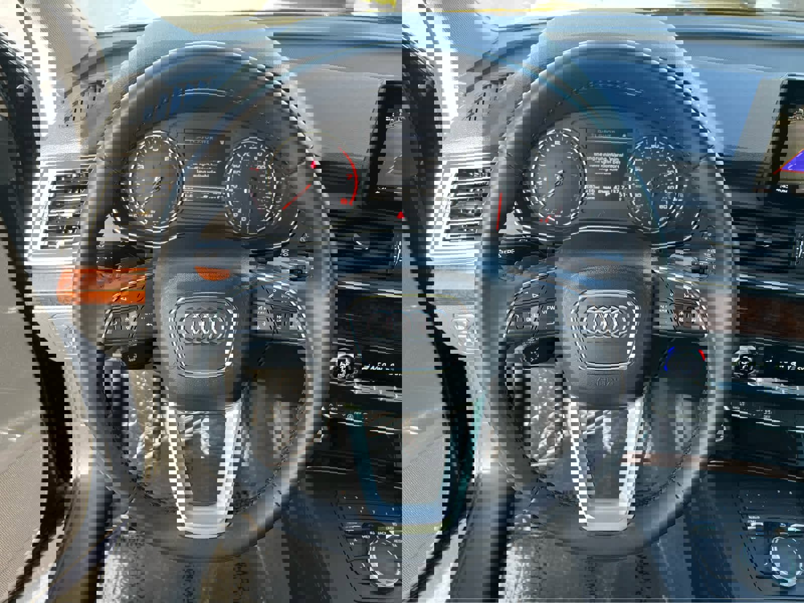 Used 2018 Audi Q5 2.0T Premium image 34