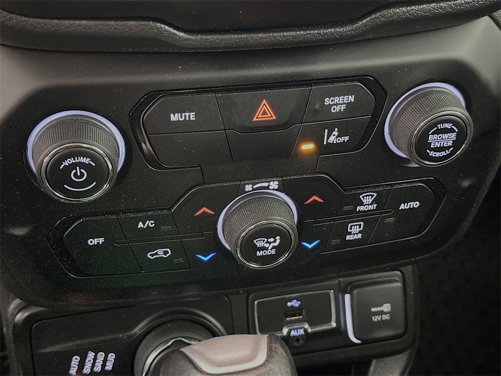 Used 2022 Jeep Renegade Latitude w/ Convenience Group image 20