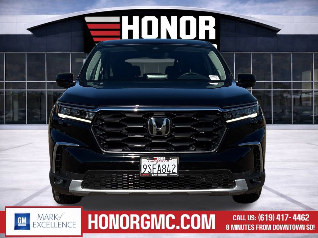 Used 2025 Honda Pilot EX-L image 8