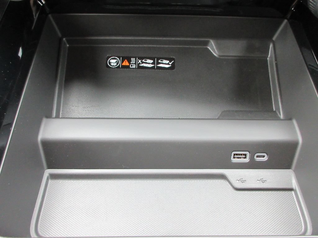 New 2026 Chevrolet Tahoe LT w/ Comfort Package AWD/4WD image 32