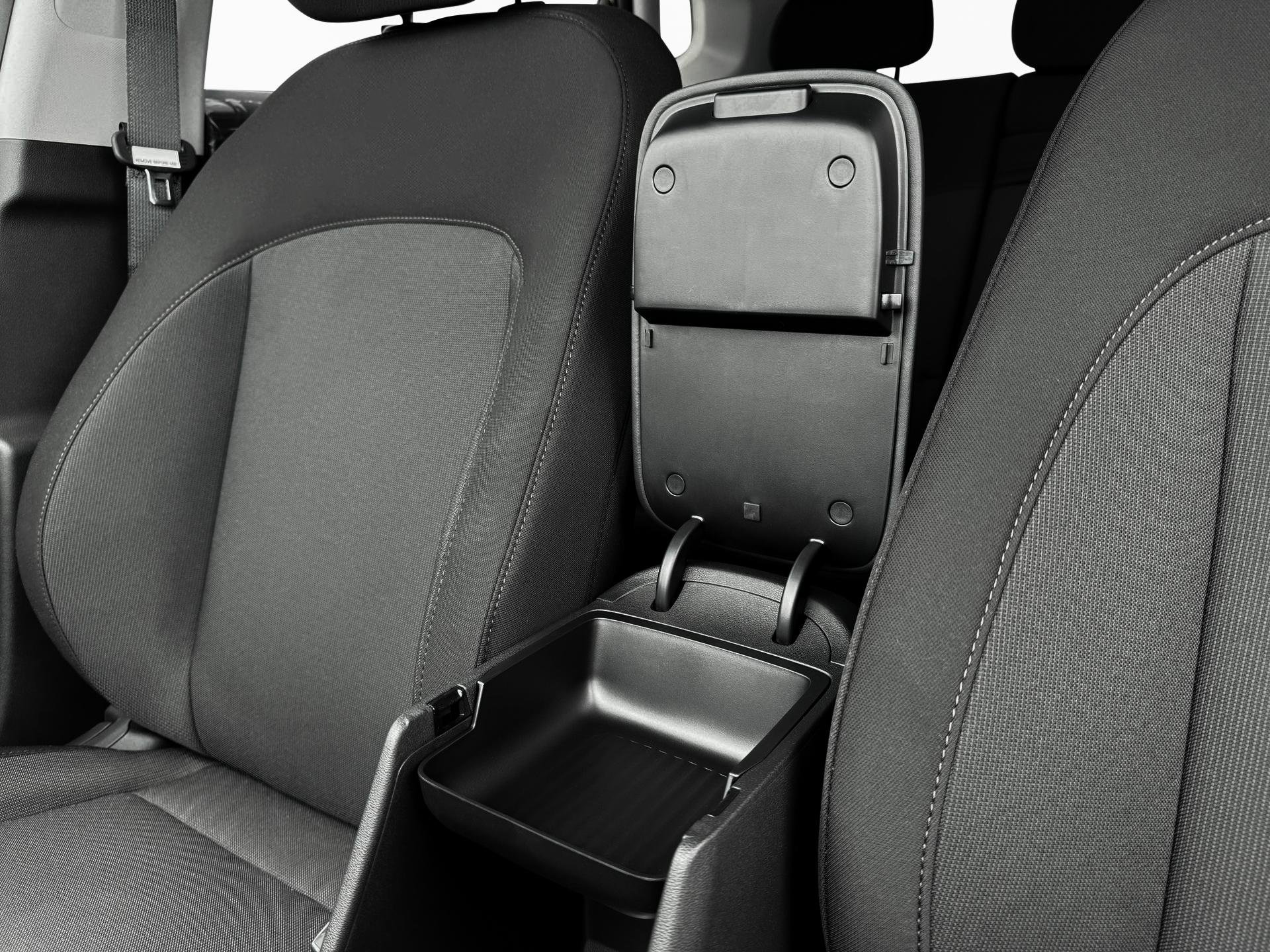New 2025 Hyundai Kona SEL FWD image 18
