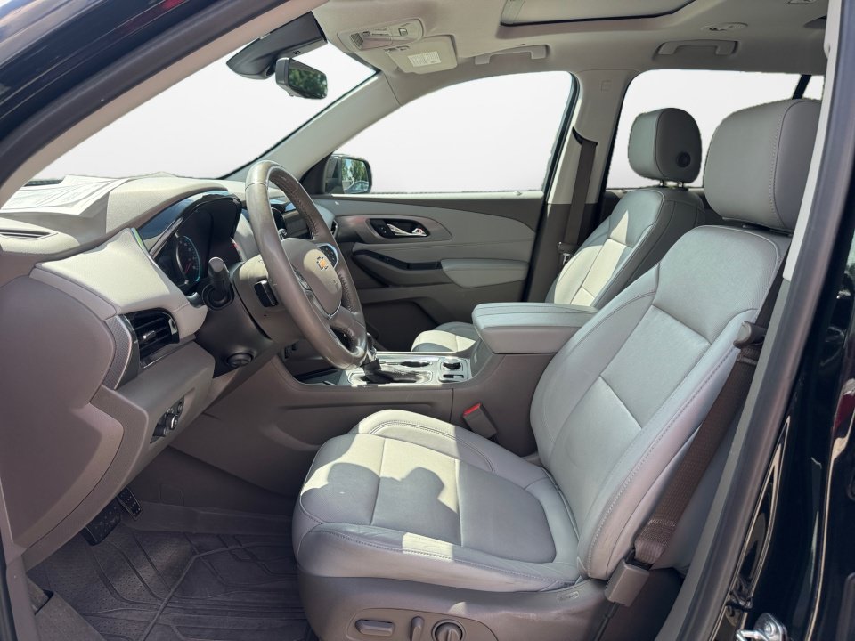 Used 2021 Chevrolet Traverse Premier AWD/4WD image 11