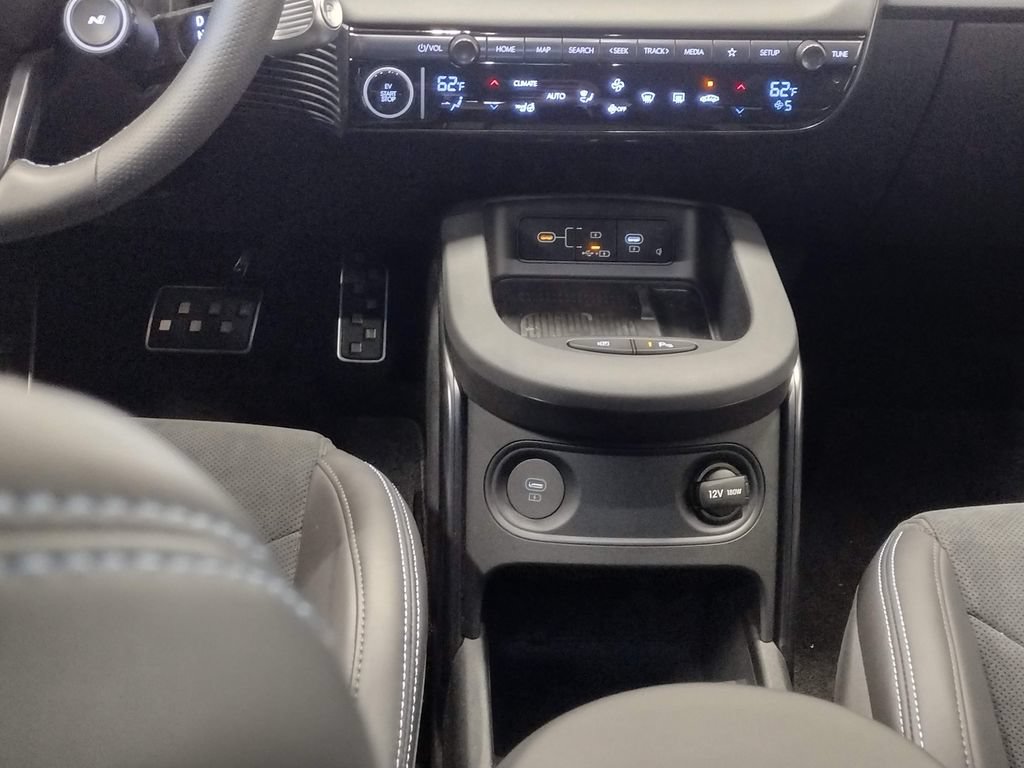 Certified 2025 Hyundai Ioniq 5 N AWD/4WD image 40