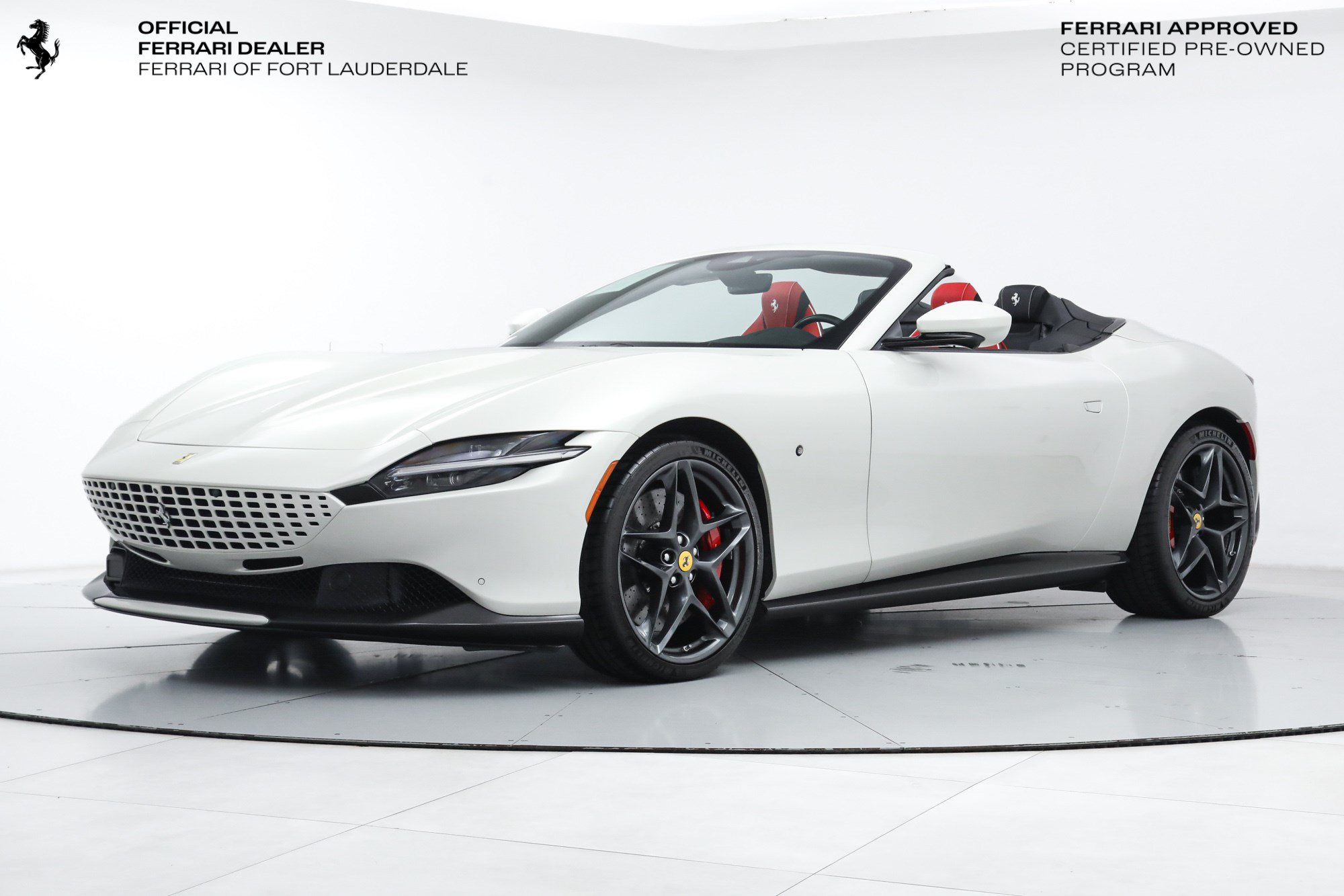 Certified 2025 Ferrari Roma Spider RWD image 1