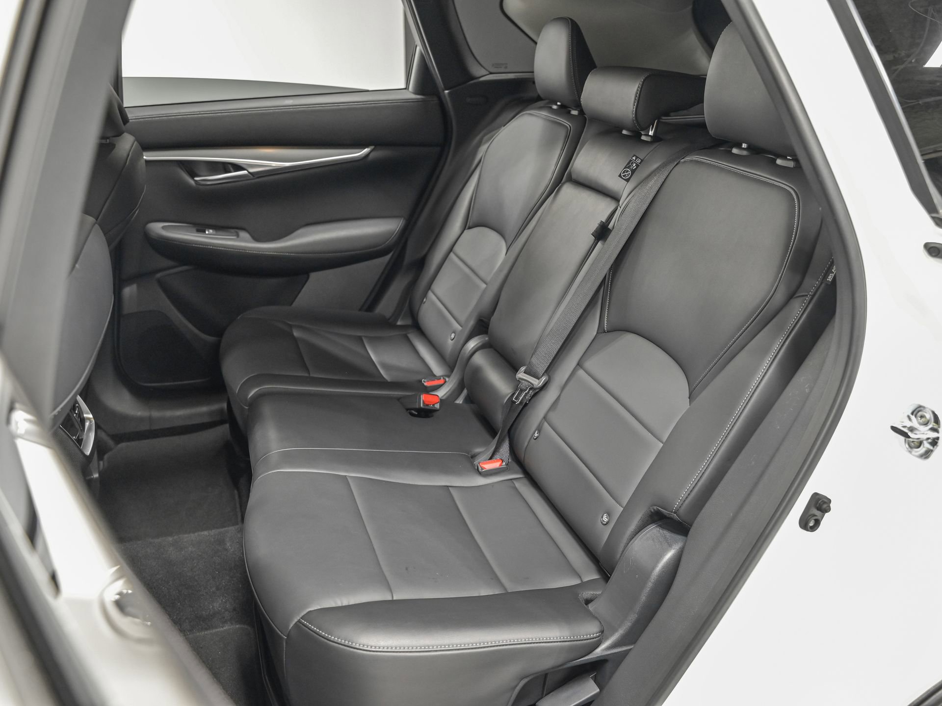 Used 2025 INFINITI QX50 Pure image 29