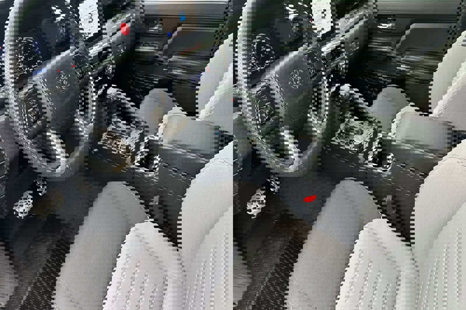 Used 2024 Toyota Tacoma TRD Sport image 11