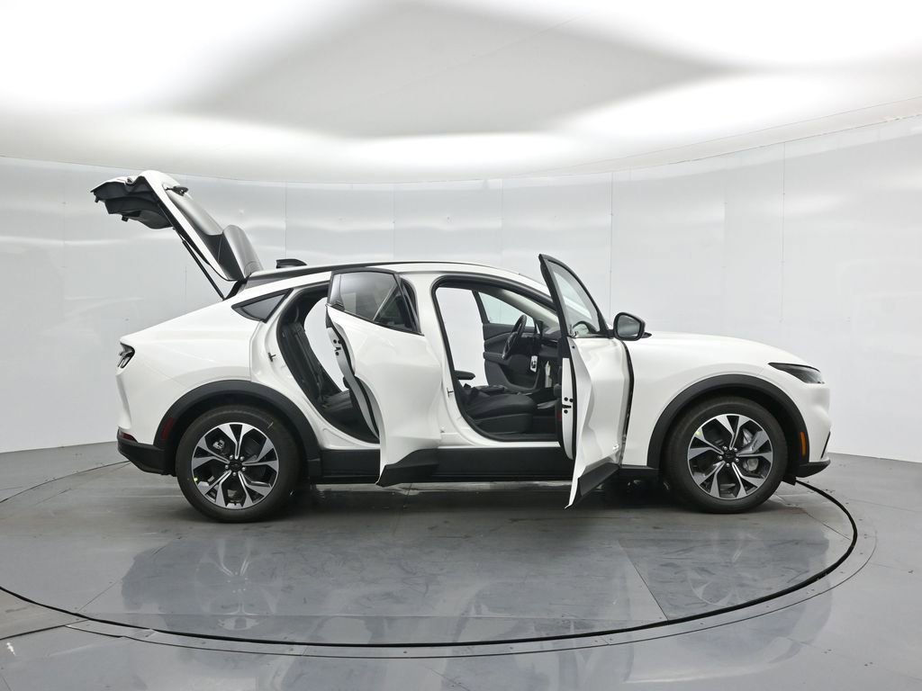 New 2026 Ford Mustang Mach-E Select image 4