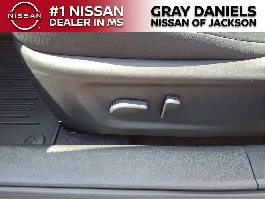 New 2026 Nissan Altima 2.5 SV FWD image 11