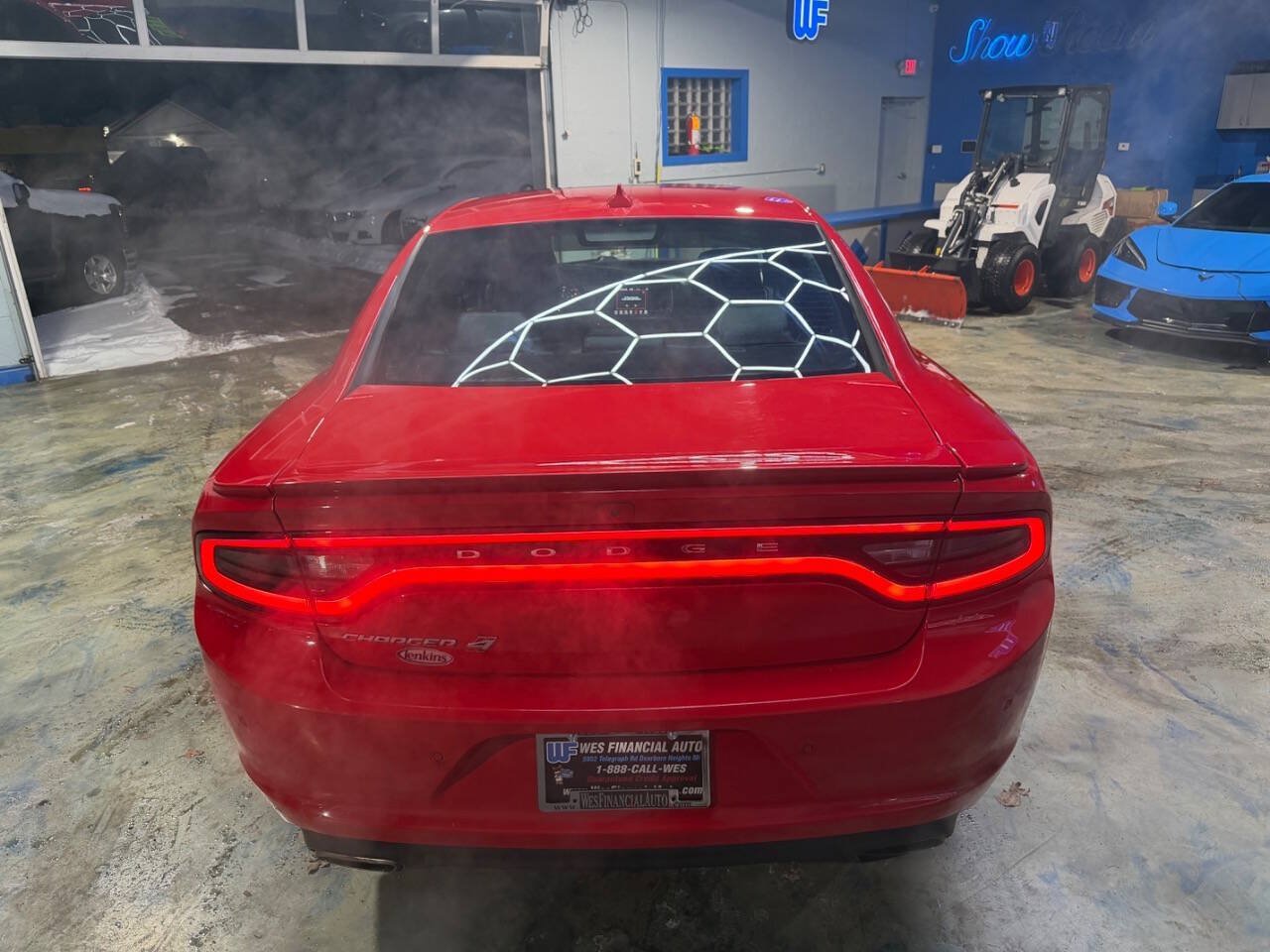 Used 2019 Dodge Charger SXT w/ Plus Group AWD/4WD image 10