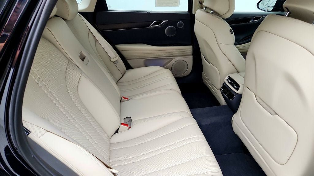 Used 2022 Genesis G80 2.5T w/ Advanced Package RWD image 25
