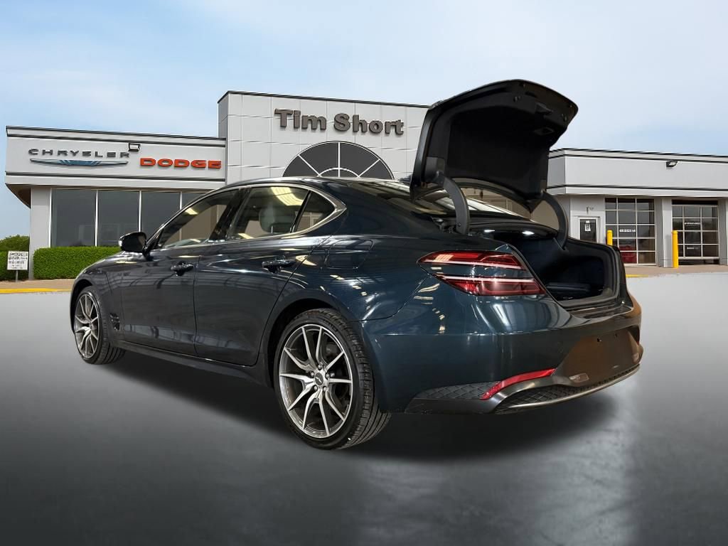 Used 2023 Genesis G70 2.0T image 14