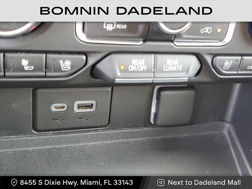 Used 2021 Chevrolet Tahoe High Country w/ Premium Package image 27