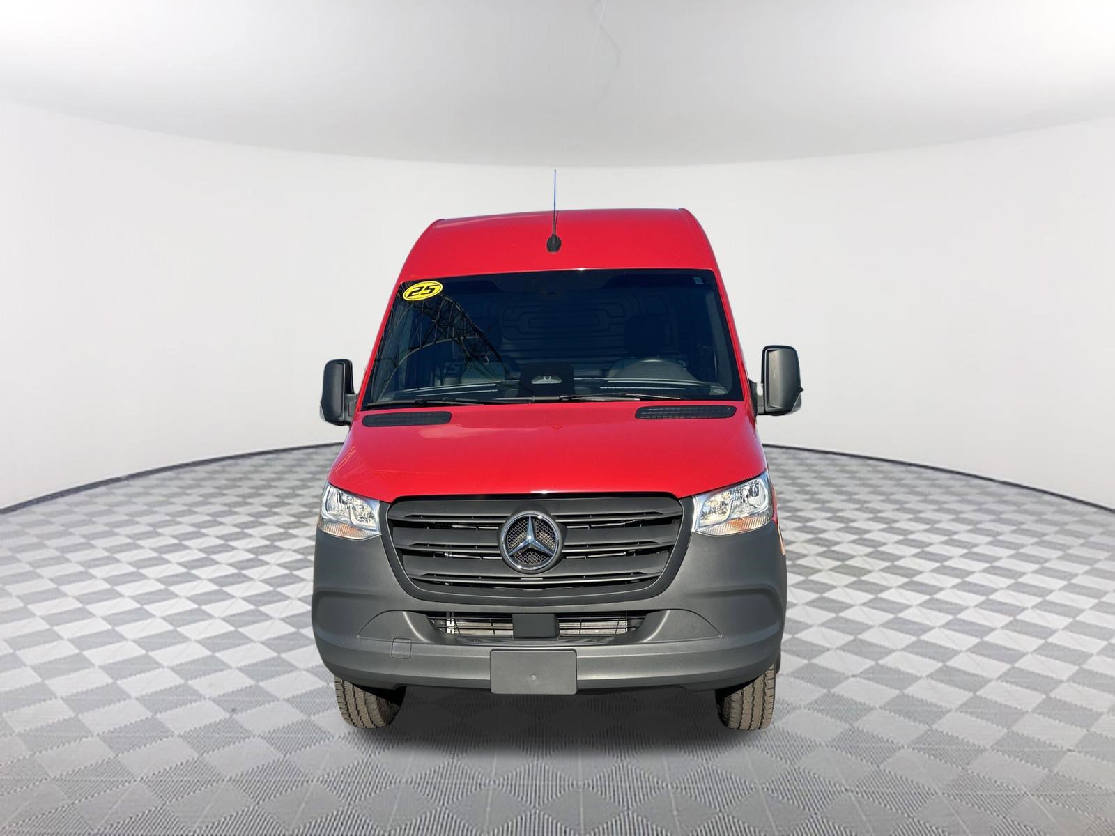 Used 2025 Mercedes-Benz Sprinter 3500 image 2