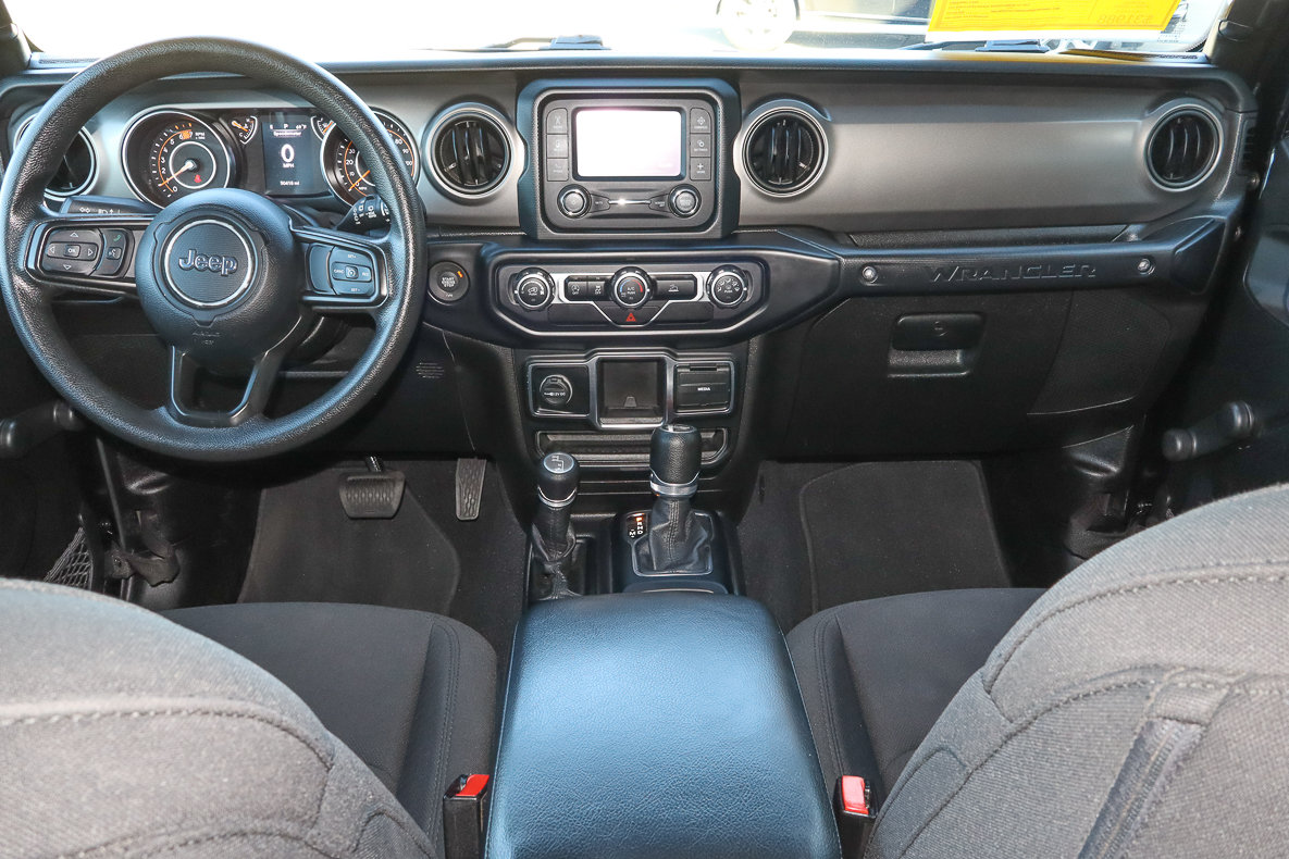 Used 2021 Jeep Wrangler Unlimited Sport AWD/4WD image 10