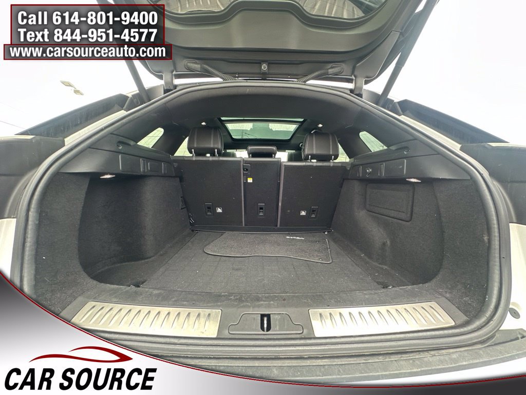 Used 2018 Land Rover Range Rover Velar R-Dynamic HSE AWD/4WD image 26
