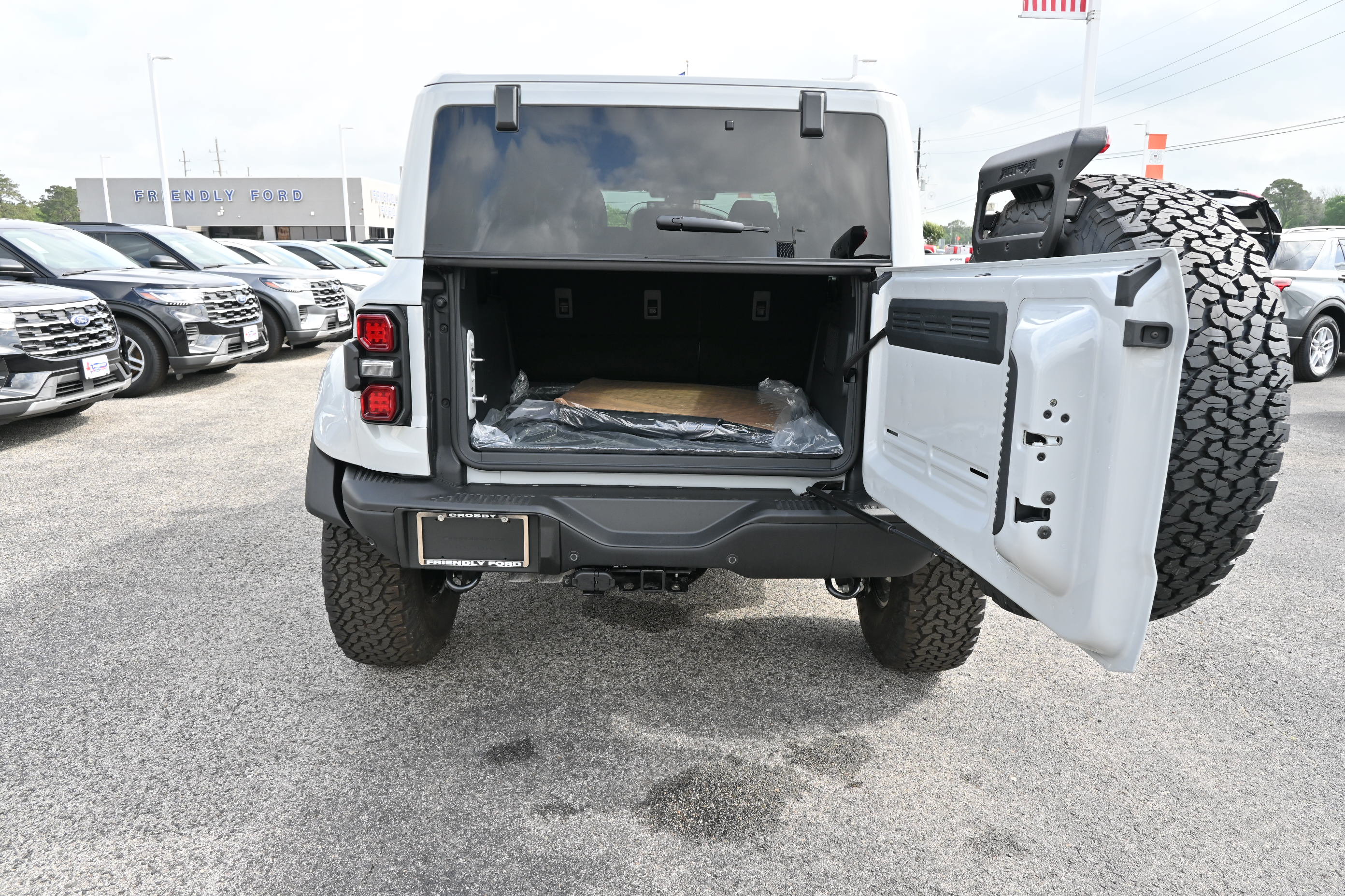 New 2026 Ford Bronco Raptor AWD/4WD image 6