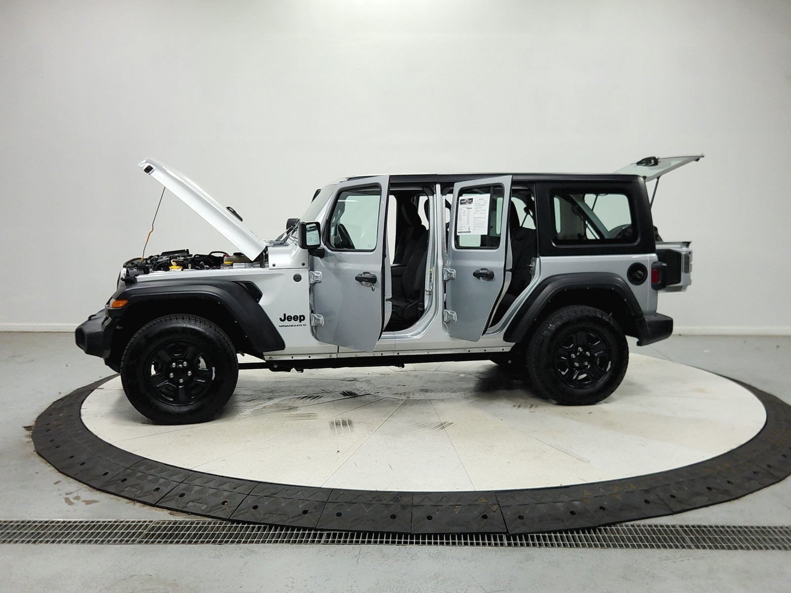 Used 2024 Jeep Wrangler Unlimited Sport AWD/4WD image 13