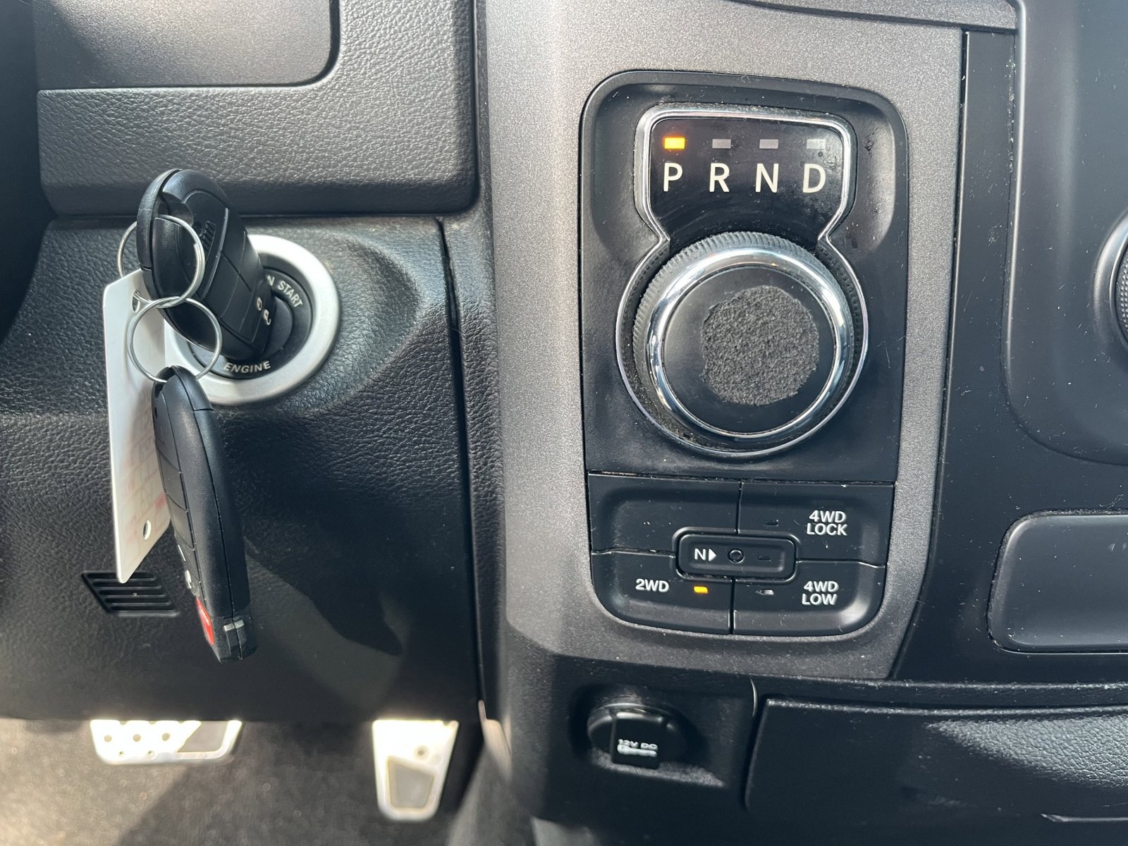 Used 2017 RAM 1500 Express AWD/4WD image 18