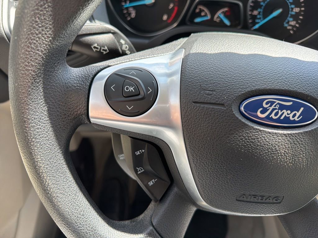 Used 2016 Ford Escape SE w/ SE Cold Weather Package AWD/4WD image 26