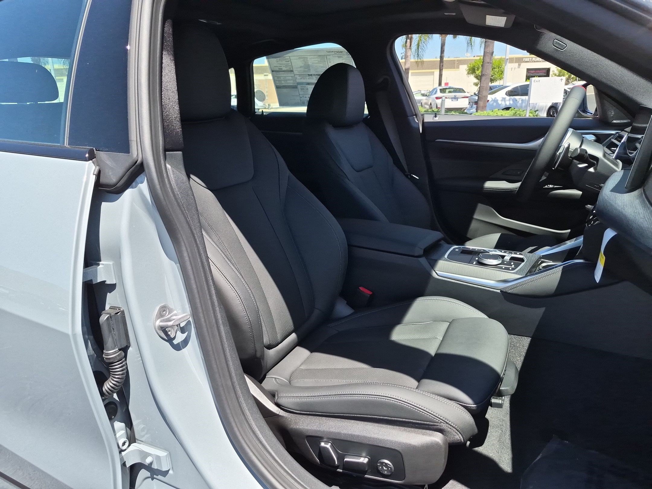 New 2026 BMW M440i w/ Premium Package RWD image 33