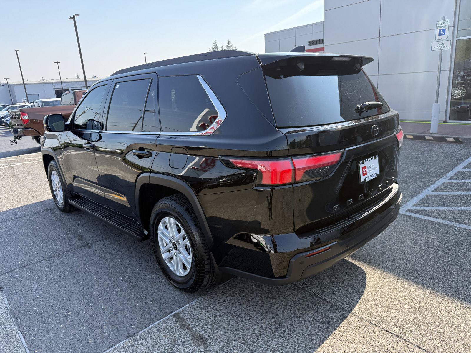 Certified 2024 Toyota Sequoia SR5 w/ SR5 Premium Package AWD/4WD image 6