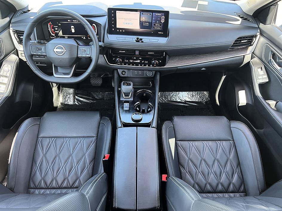 Certified 2026 Nissan Rogue Platinum w/ Platinum Premium Package AWD/4WD image 18