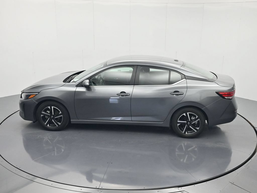 Used 2024 Nissan Sentra SV FWD image 35