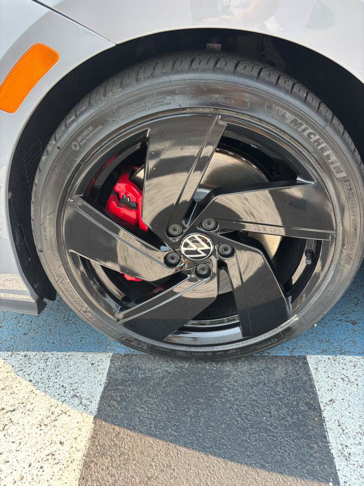 Used 2022 Volkswagen GTI S FWD image 33