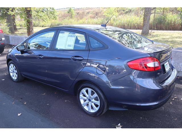 Used 2013 Ford Fiesta SE image 5