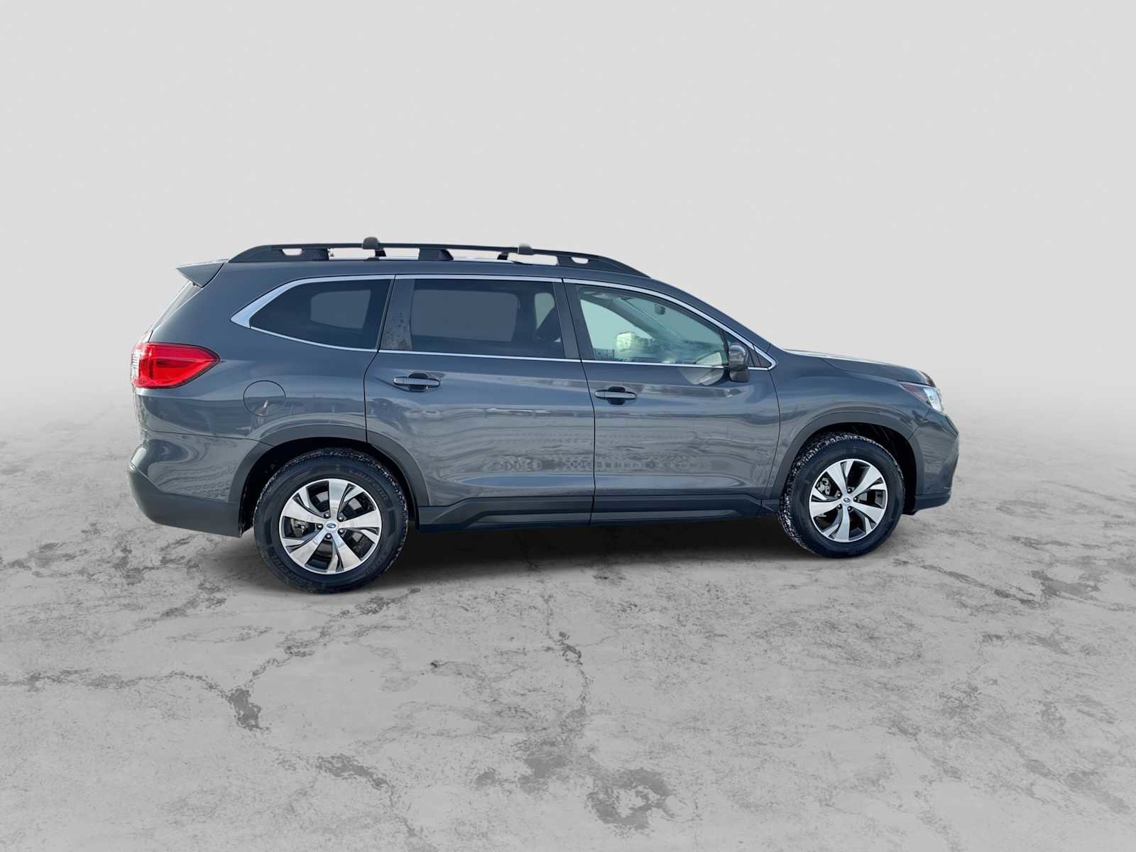 Used 2019 Subaru Ascent Premium image 9