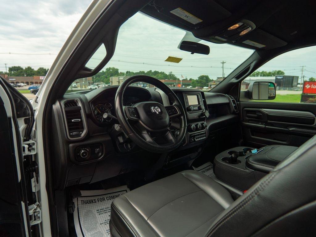 Used 2022 RAM 2500 Tradesman RWD image 12