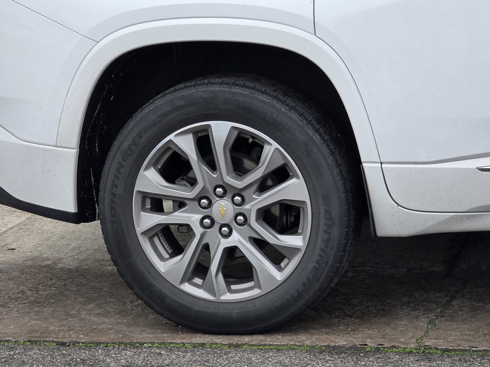 Used 2019 Chevrolet Traverse Premier w/ Driver Confidence II Package image 9